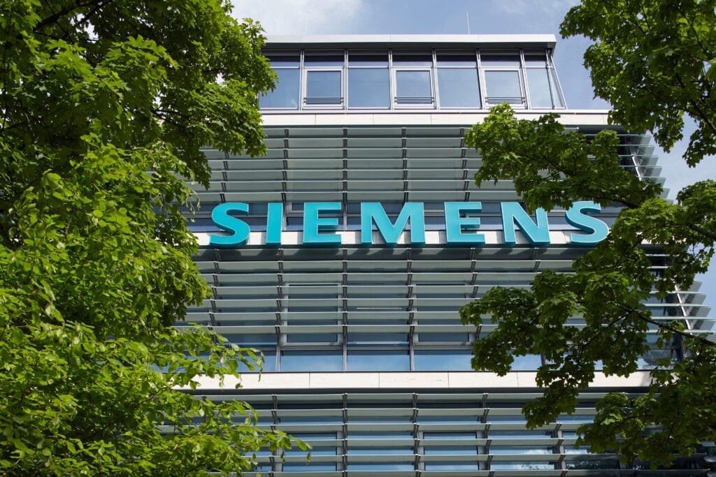Siemens’ Robot Fixed a Turbine Blade